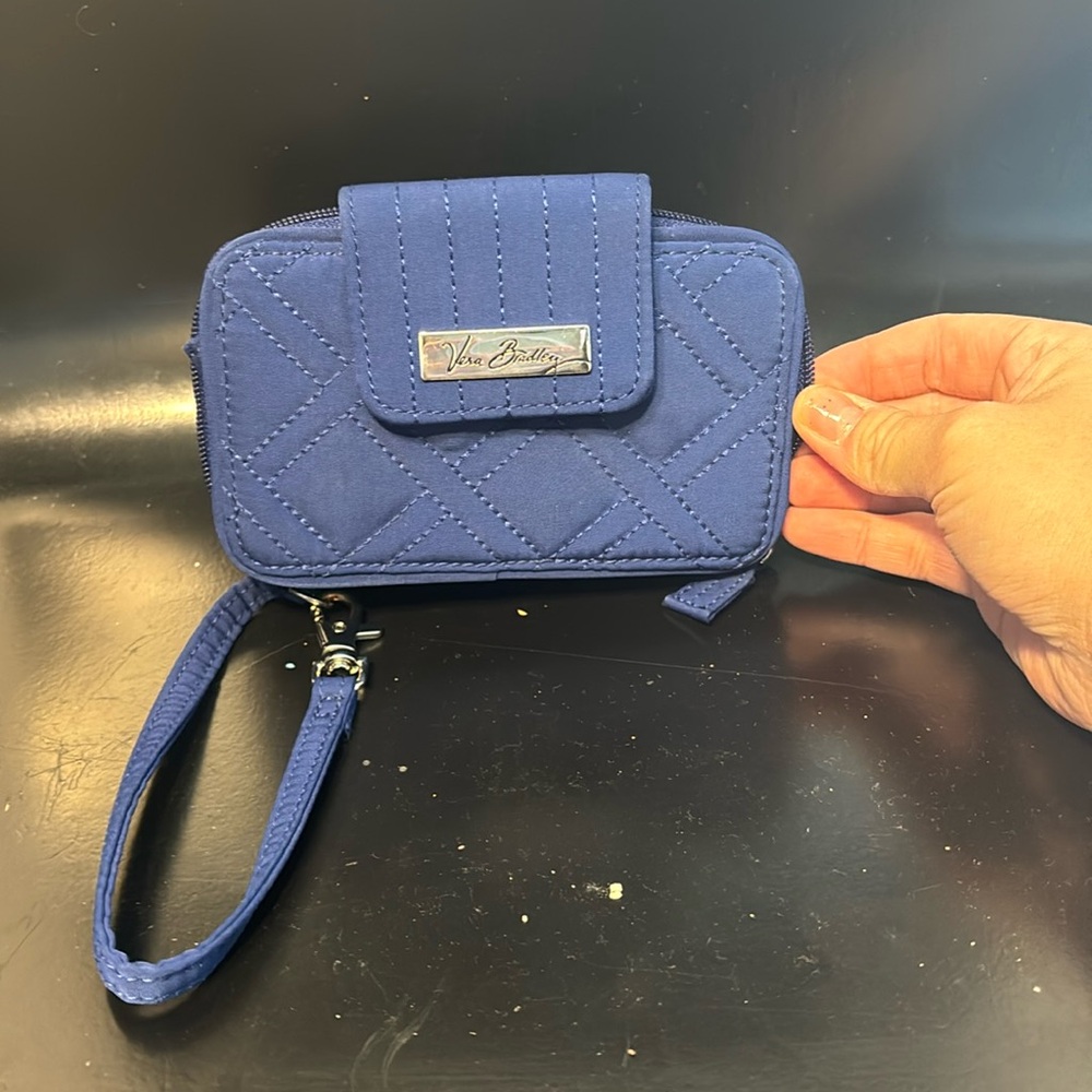 Vera Bradley Wallet Wristlet Navy Blue Quilted Zipper Closure w ID window